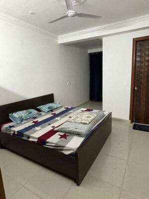 Bedroom in 2 BHK Builder Floor at Sector 45 – for Rent