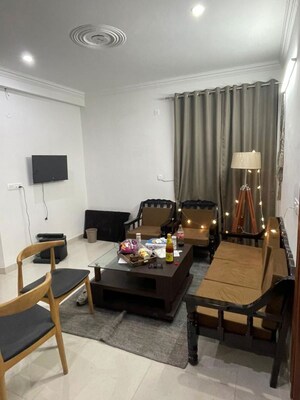 Living Room in 2 BHK Builder Floor at Sector 45 – for Rent