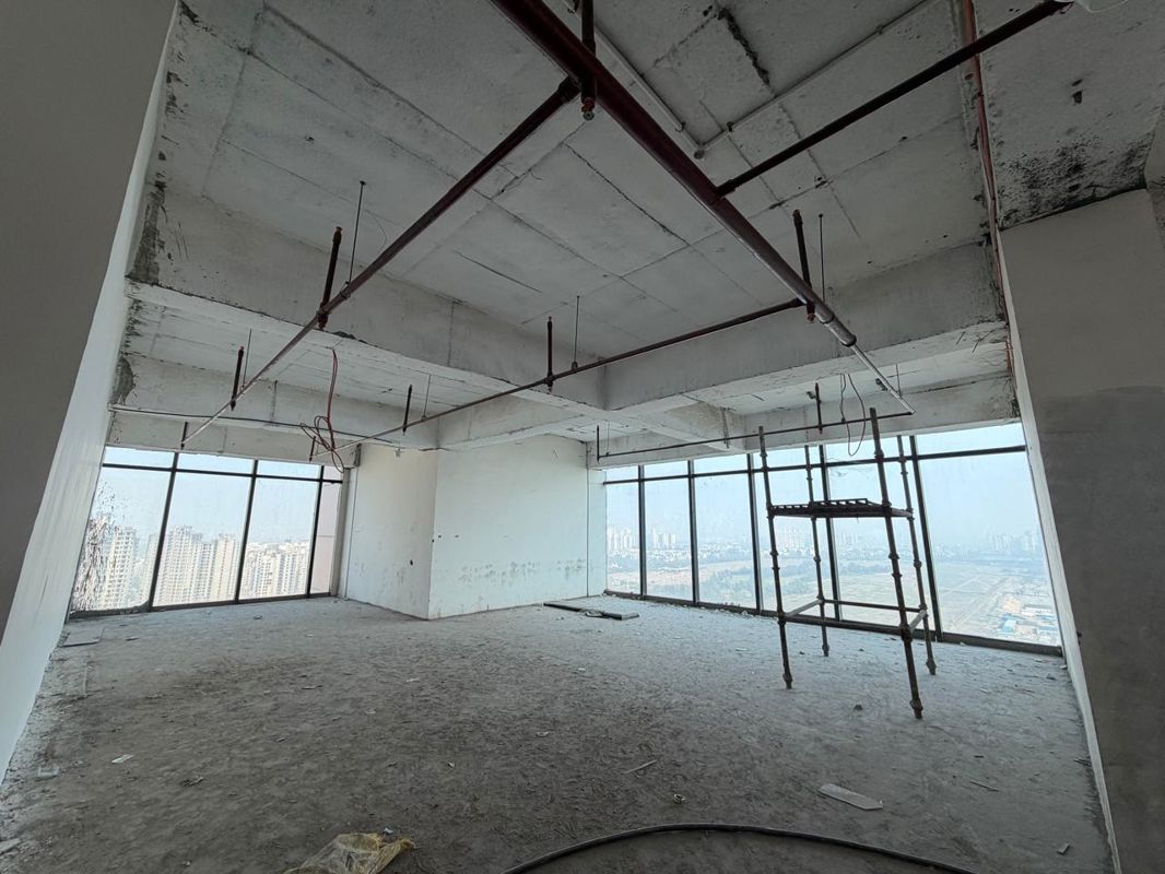 Office Space For Rent in Supertech E Square