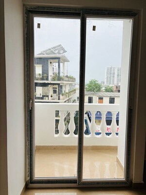 Building Lobby in 3 BHK Apartment at Arjunganj – for Rent