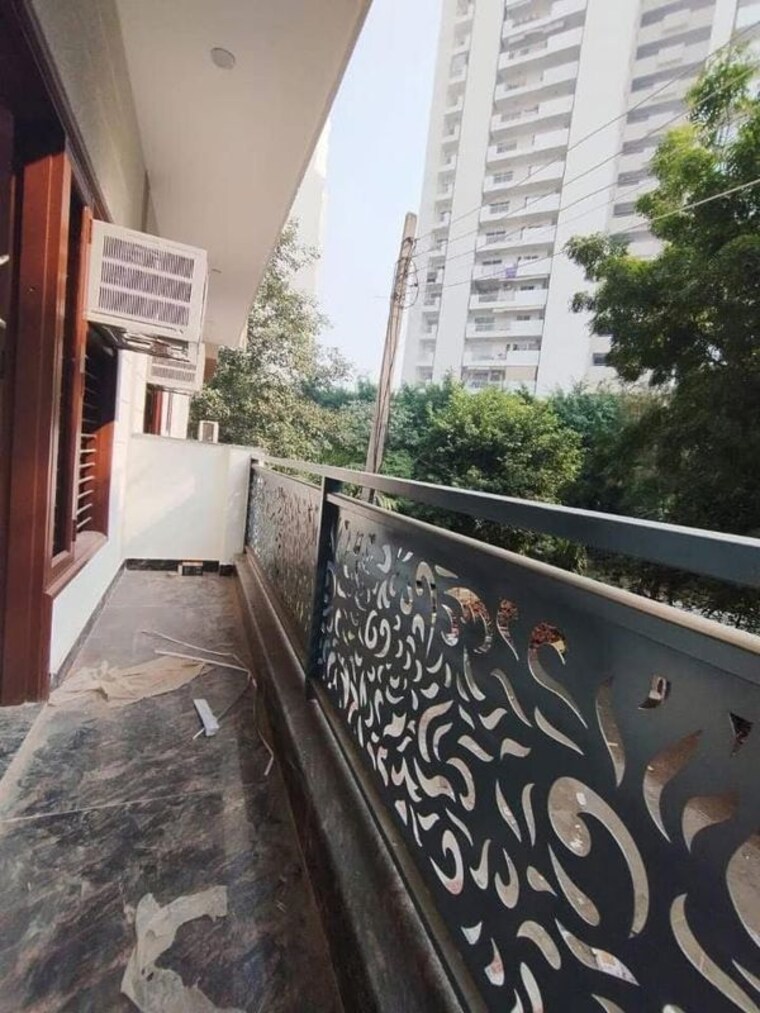 Balcony, sector 47 1 Bedroom 670 Sq.Ft. Builder Floor In Sector 47 Gurgaon 10130536