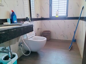 Master Bedroom in 2 BHK Apartment at Goyal Lakshchandi Heights, Goregaon East – for Rent