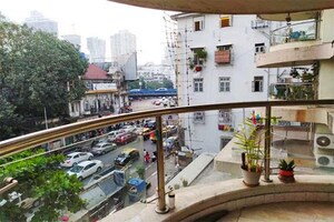 2 BHK Apartment – Exterior View View at Kemps Corner - for Rent