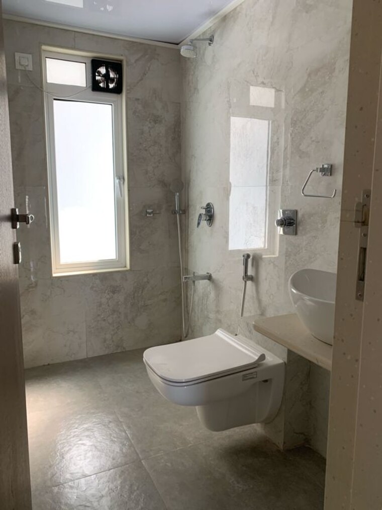 Bathroom, shraddha-elite 3 Bedroom 880 Sq.Ft. Apartment In Poisar Mumbai 10130578