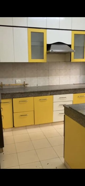 Kitchen in 3 BHK Apartment at Umang Summer Palms, Sector 86 – for Rent