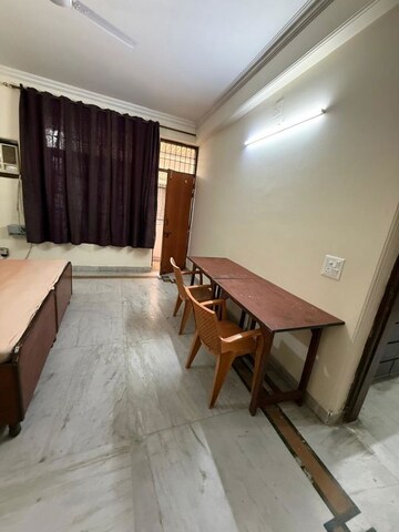 Living Room in 2 BHK Villa at Sector 55 – for Rent