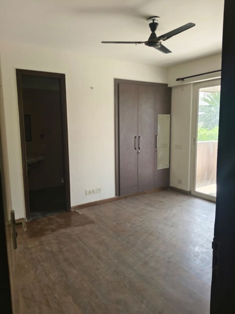 Room, ramprastha-city-the-edge-towers 3 Bedroom 1750 Sq.Ft. Apartment In Sector 37d Gurgaon 10130591