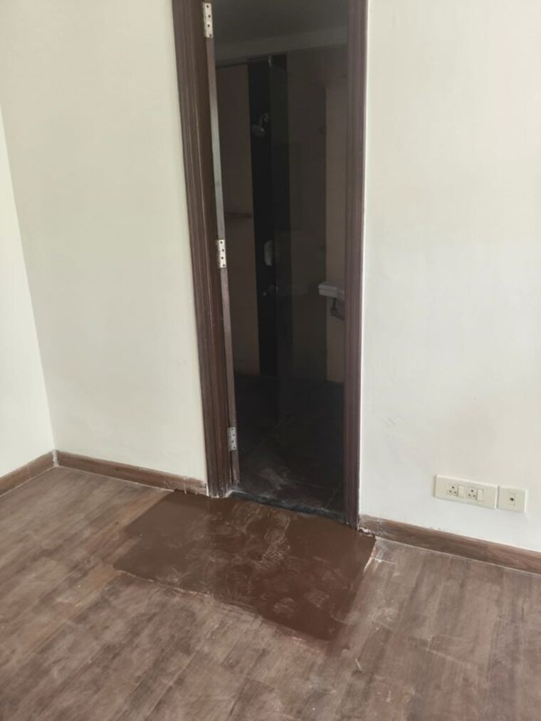 Room, ramprastha-city-the-edge-towers 3 Bedroom 1750 Sq.Ft. Apartment In Sector 37d Gurgaon 10130591