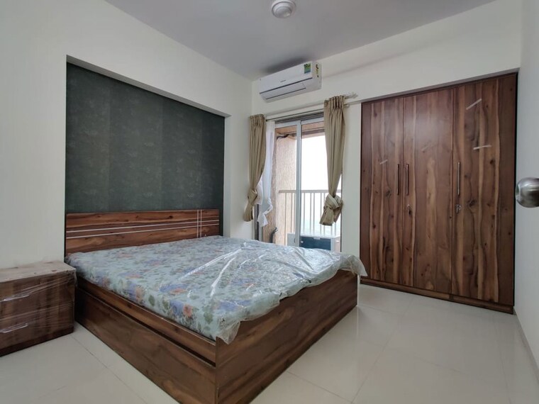 Bedroom, hiranandani-meadows 3 Bedroom 1200 Sq.Ft. Apartment In Manpada Thane 10130605