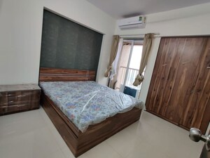 Bedroom in 3 BHK Apartment at Hiranandani Meadows, Manpada – for Sale