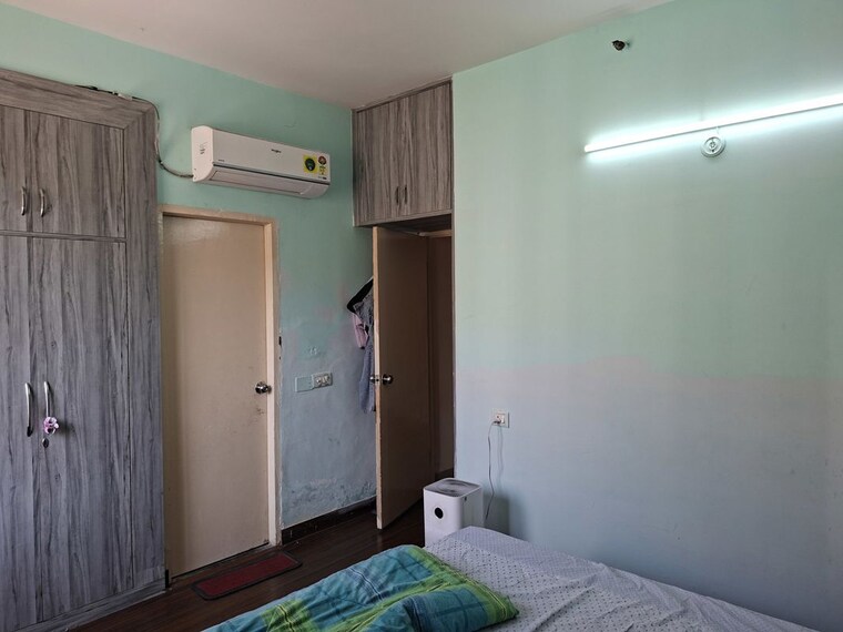 Master Bedroom, jaypee-greens-wish-town-klassic 2 Bedroom 1164 Sq.Ft. Apartment In Sector 134 Noida 10130611