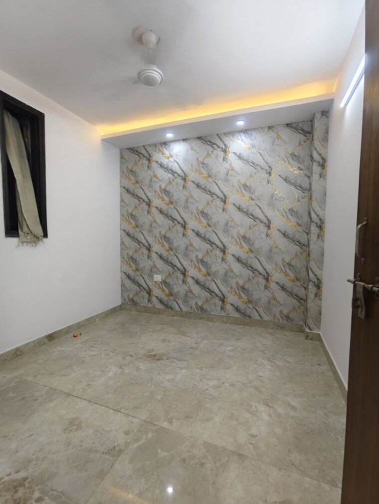 Room, nangla gurjan 3 Bedroom 100 Sq.Yd. Independent House In Nangla Gurjan Faridabad 10130649