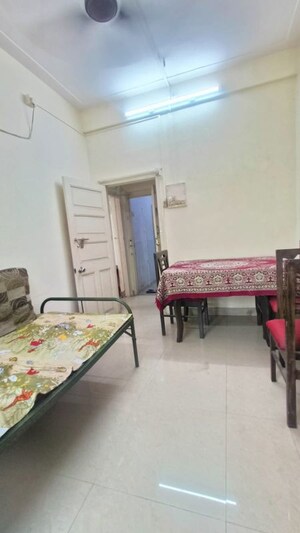 Bedroom in 1 BHK Apartment at Sindhi Society, Chembur – for Rent