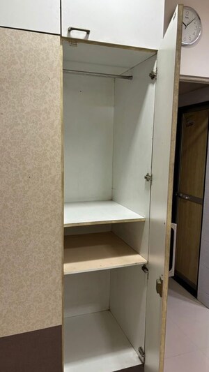 Furnished Amenities in 1 RK Apartment at Seawoods Sector 46 – for Rent