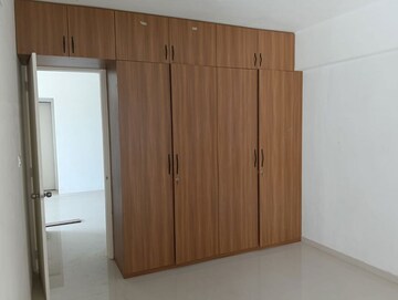 Room in 3 BHK Apartment at Sharanya Altura, Shilaj – for Rent