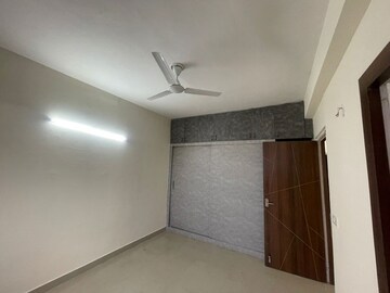 2 BHK Apartment For Rent in Suncity Avenue 76, Sector 76
