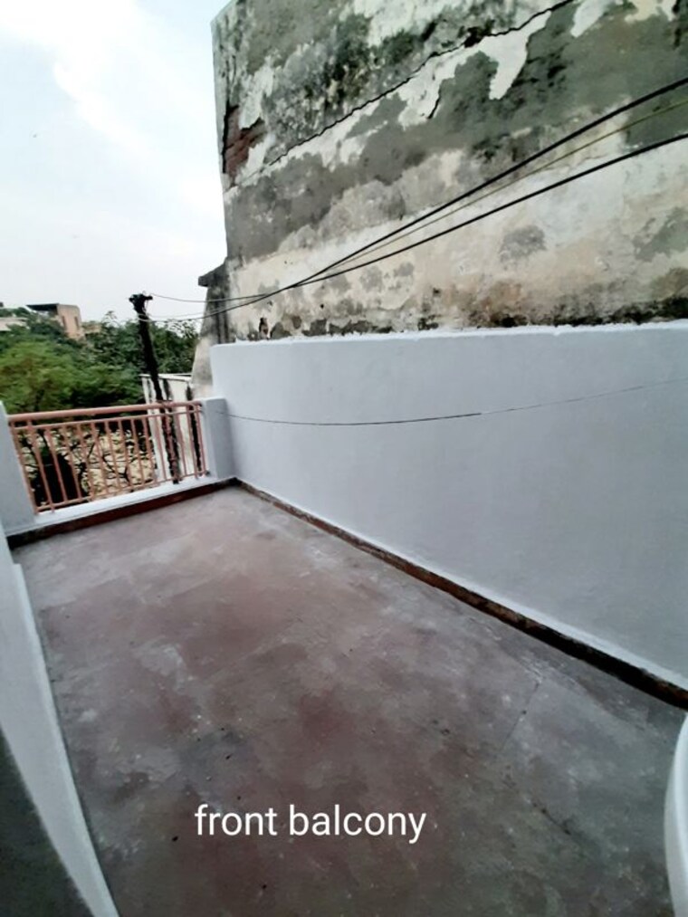 Balcony, sarita vihar 3 Bedroom 1800 Sq.Ft. Apartment In Sarita Vihar Delhi 10130687
