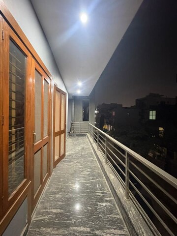 Balcony in 3 BHK Builder Floor at Sector 38 – for Rent