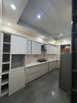 Kitchen in 3 BHK Builder Floor at Sector 38 – for Rent