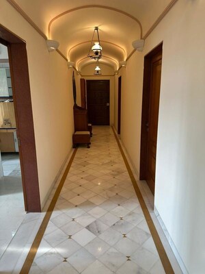 Building Lobby in 4 BHK Apartment at Meherina Apartment, Malabar Hill – for Rent