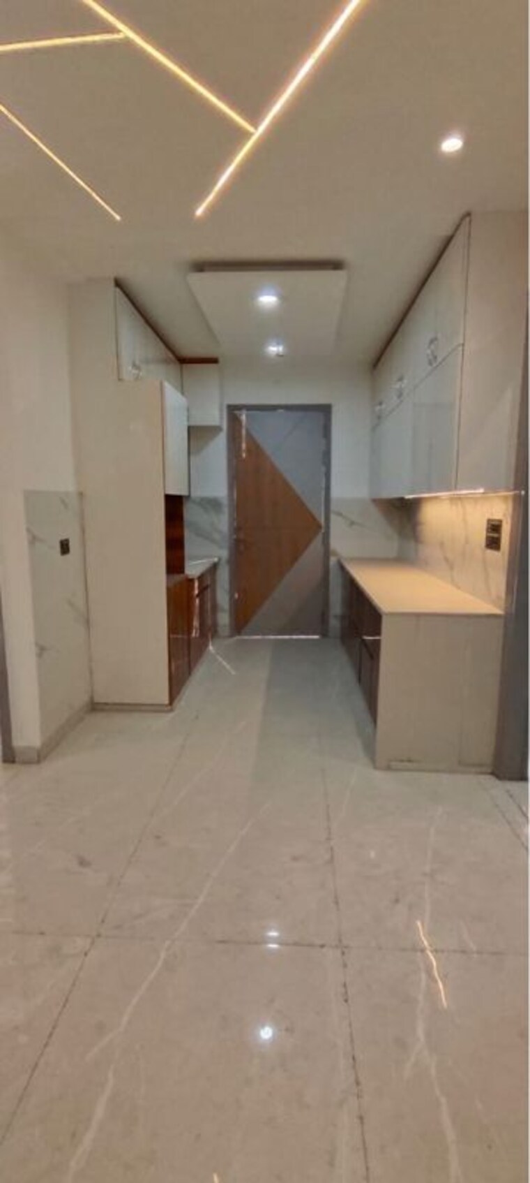 Kitchen, rohini sector 22 4 Bedroom 1800 Sq.Ft. Builder Floor In Rohini Sector 22 Delhi 10130732