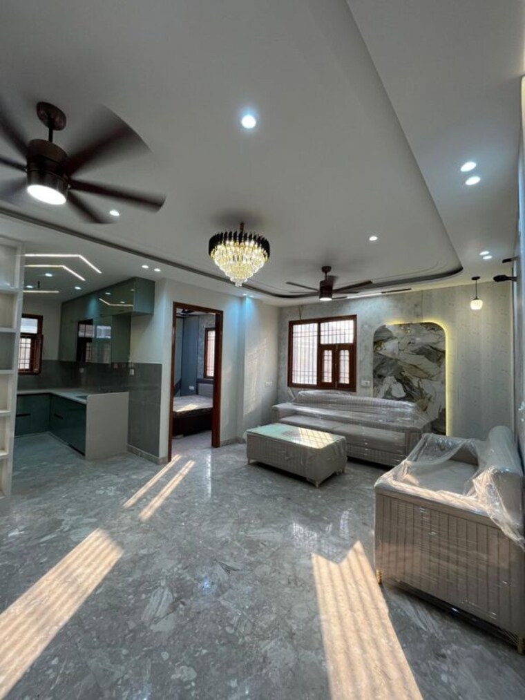Living Room, deep vihar 4 Bedroom 1500 Sq.Ft. Builder Floor In Deep Vihar Delhi 10130731