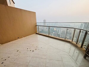 Balcony in 3.5 BHK Apartment at Sheth Auris Serenity Tower 2, Malad West – for Rent