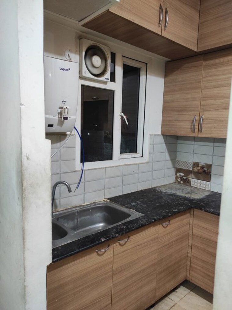 Kitchen, godrej-golf-links-evoke 3.5 Bedroom 1888 Sq.Ft. Apartment In Sector 27 Yamuna Expressway Greater Noida 10130760