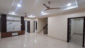 Room in 5 BHK Villa at Aditya Eden Woods, Tellapur – for Rent