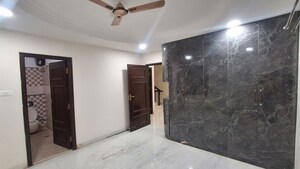 Room in 5 BHK Villa at Aditya Eden Woods, Tellapur – for Rent