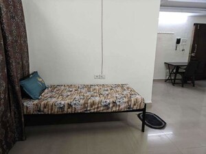Bedroom in  Pg at Thane West – for Rent