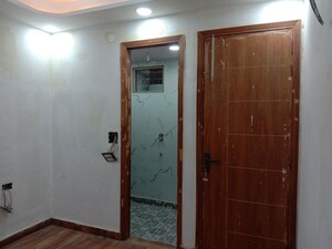 Building Lobby in 2 BHK Builder Floor at Mahavir Enclave – for Sale