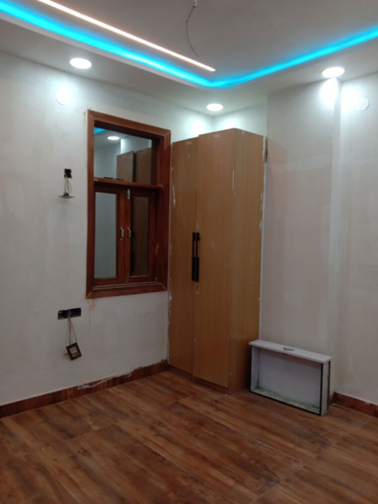 Room, mahavir enclave 2 Bedroom 600 Sq.Ft. Builder Floor In Mahavir Enclave Delhi 10130779