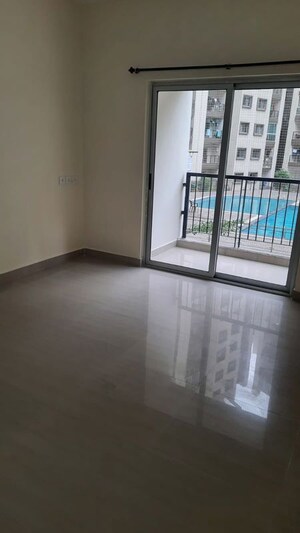 Room in 2 BHK Apartment at Suncity Gloria Apartments, Sarjapur Road – for Rent