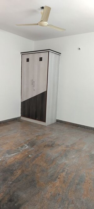 Room in 2 BHK Builder Floor at Murugesh Palya – for Rent