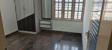 Room in 2 BHK Builder Floor at Murugesh Palya – for Rent
