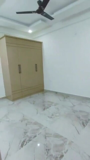 Room in 4 BHK Villa at Sector 10 Greater Noida – for Sale