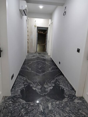 Staircase in 1 RK Builder Floor at Sector 46 – for Rent