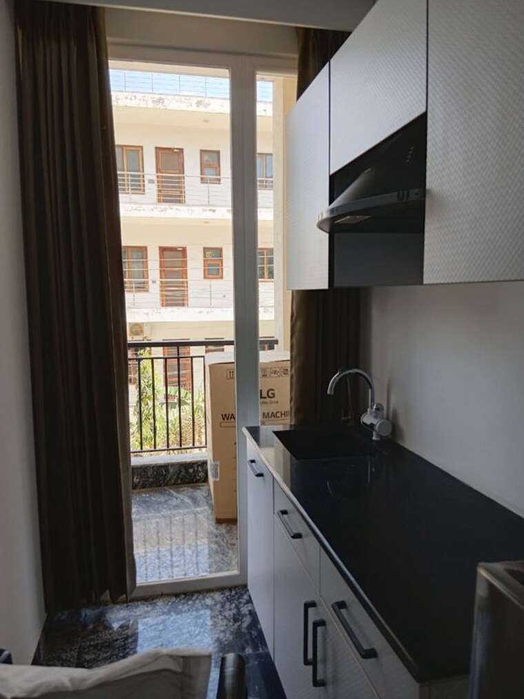 Kitchen, sector 46 1 RK 600 Sq.Ft. Builder Floor In Sector 46 Gurgaon 10130827