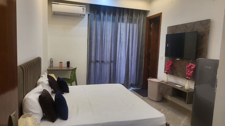 Bedroom, sector 44 Studio 600 Sq.Ft. Builder Floor In Sector 44 Gurgaon 10130841