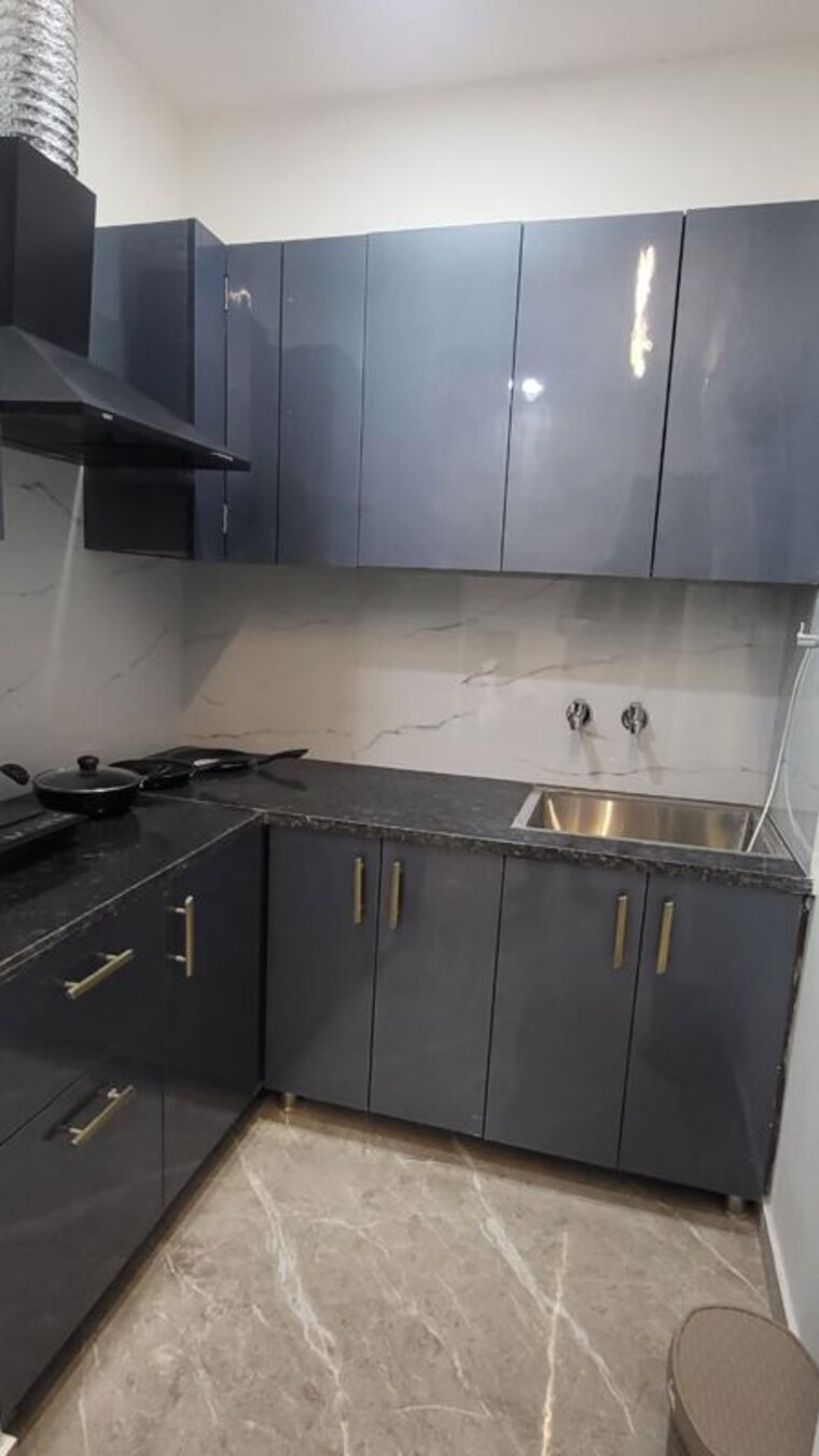 Kitchen, sector 44 Studio 600 Sq.Ft. Builder Floor In Sector 44 Gurgaon 10130841