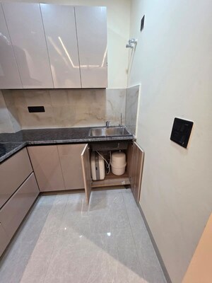 Kitchen in 1 BHK Builder Floor at Sector 46 – for Rent