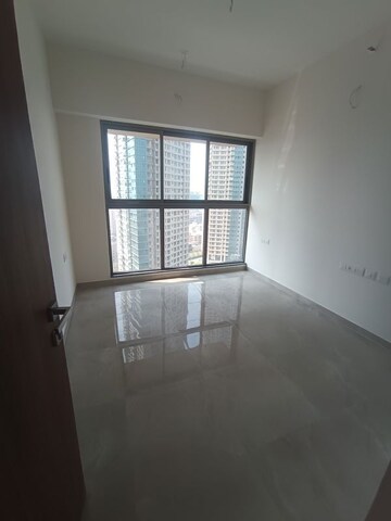 Bedroom in 2 BHK Apartment at Sheth Auris Bliss, Malad West – for Rent