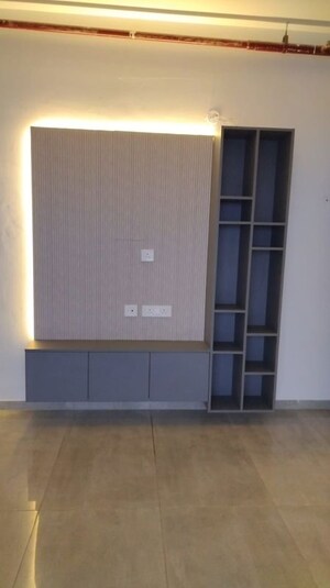 Room in 3 BHK Apartment at ACE Parkway, Sector 150 – for Sale