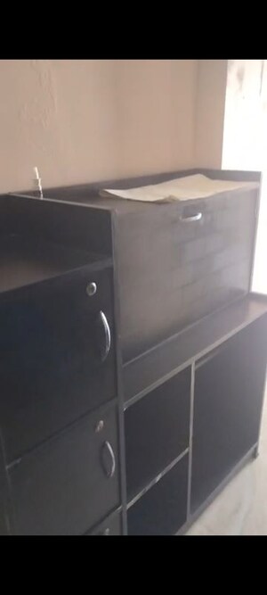 Furnished Amenities in Studio Apartment at Dayanand Colony – for Rent