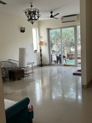 Living Room in 3 BHK Builder Floor at Jal Vihar Colony, Sector 46 – for Rent