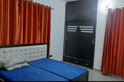 2 BHK + Pooja Room Apartment For Rent in Hazratganj