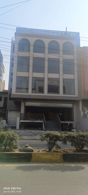  Office Space – Exterior View View at C Scheme - for Rent