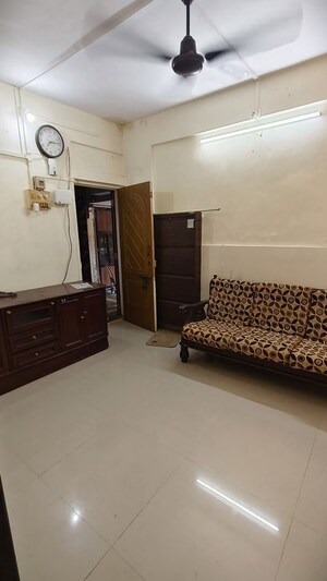 1 RK Apartment For Rent in Gokuldham Complex, Goregaon East