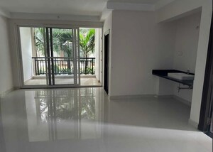 Room in 4 BHK Apartment at SMR Vinay Iconia Hyderabad, Kondapur – for Sale